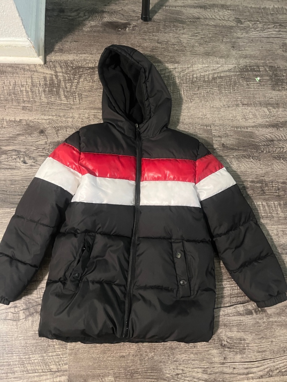 iExtreme Kids Black Puffer Jacket with Red & White Stripes boys size small